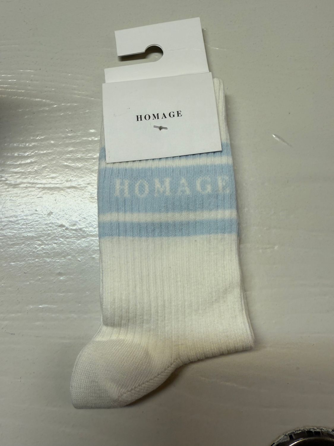 SOKKEN OFF WHITE LICHT BLAUW HOMAGE