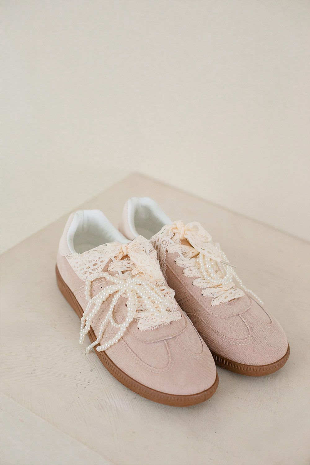 Sneaker parel lila