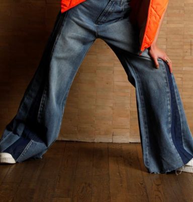 Jeans breed met gekleurde vlakken