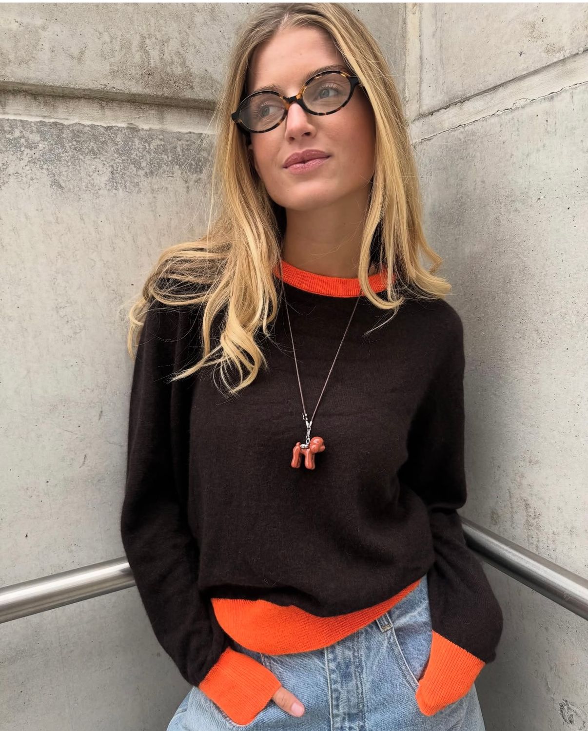 Pull mei-li bruin oranje