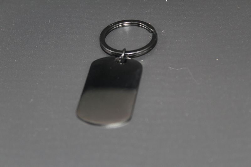 Edelstahl Schlüsselanhänger Schwarz Glänzend mit Wunschgravur