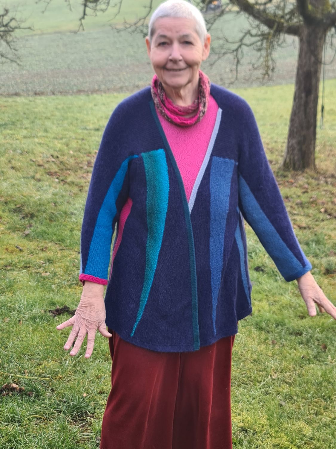 ​Glockenjacke mit Dreiviertelärmeln