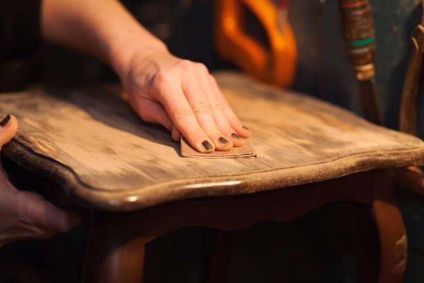 Curso de restauración de muebles