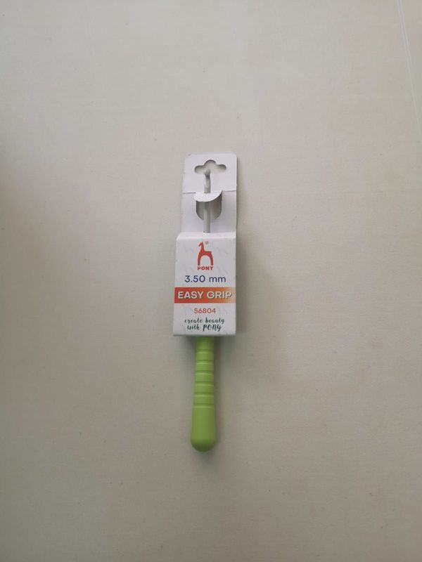 Aguja ergonómica