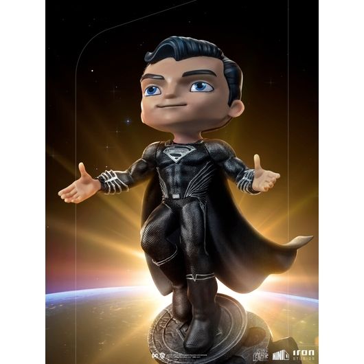 FIGURA MINICO DC COMICS LIGA DE LA JUSTICIA SUPERMAN TRAJE NEGRO