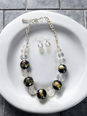 Short Black and Clear Bead Necklace Set