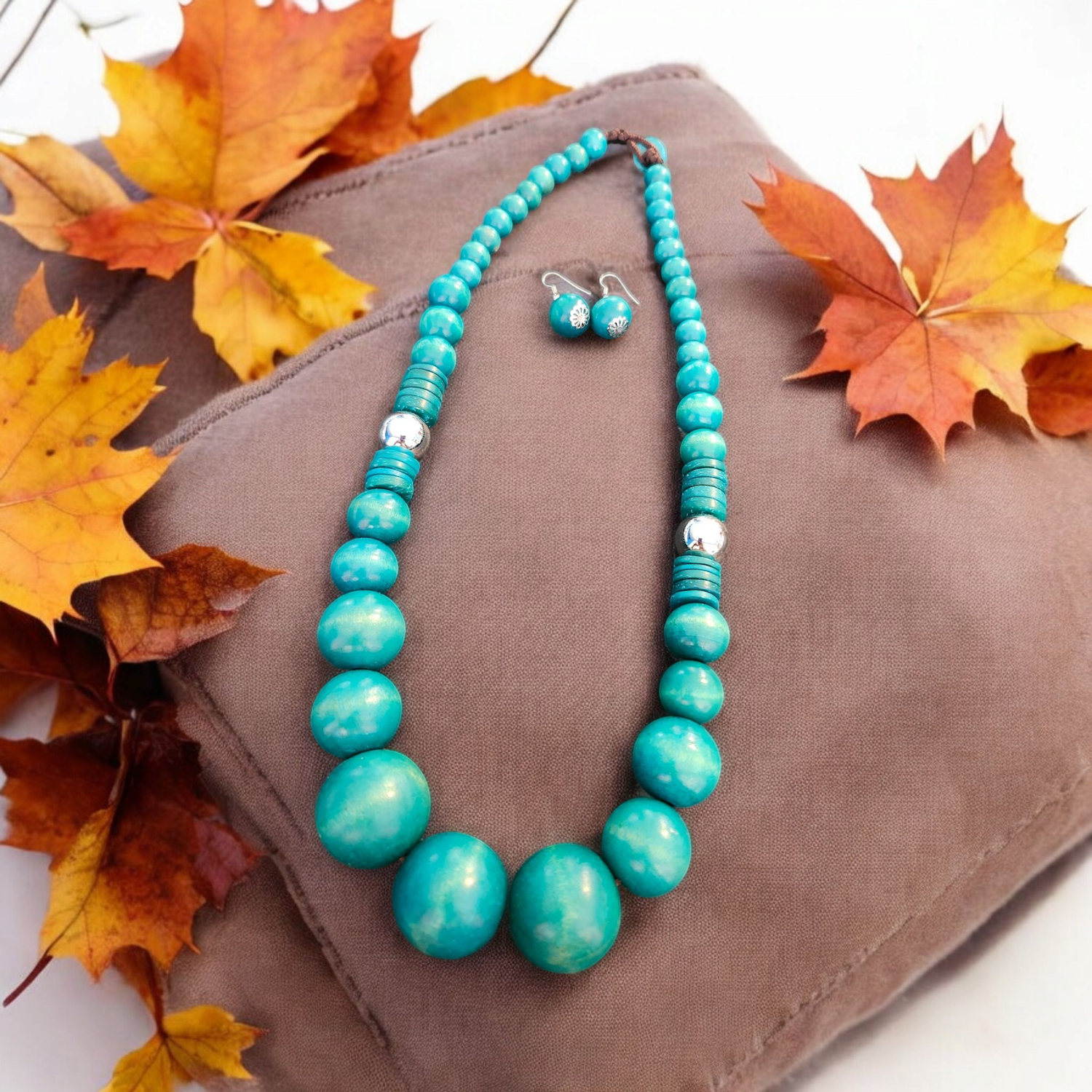 Turquoise Bead Necklace Set