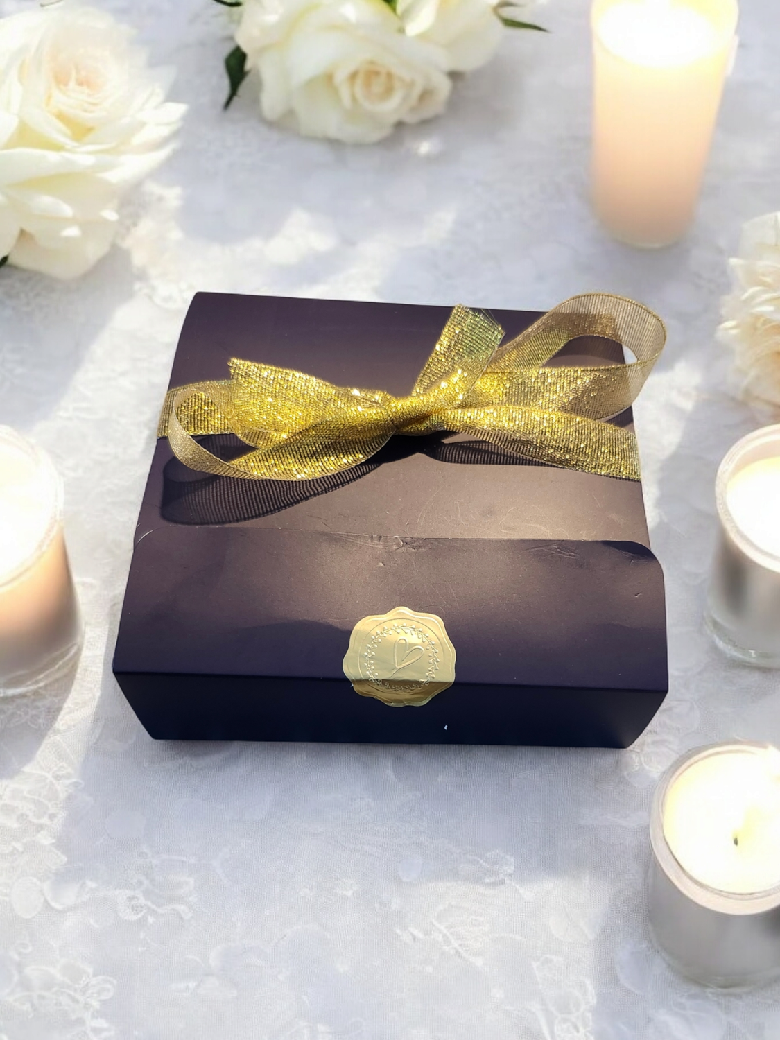 1 Gold Bow Box