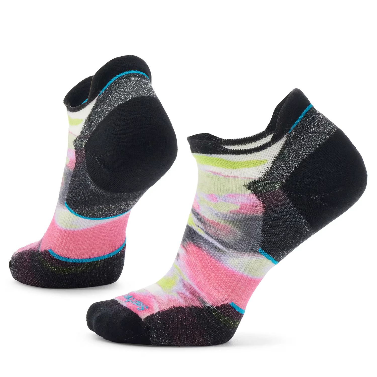 Smartwool Run Targeted Cushion Brushed Print Low Ankle Socks with breathable Merino wool and a vibrant, colourful design.
