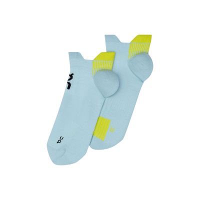 On Performance Run Sock Low in Wash | Lime, lightweight, breathable running socks with targeted support

