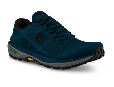 Men’s trail running shoes with Vibram® Megagrip outsole and forefoot rock plate.
