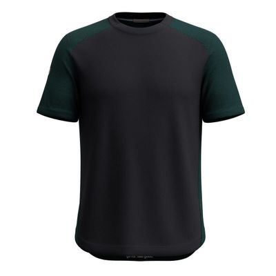 Men’s merino workout tee with mesh ventilation and relaxed fit in black and green

