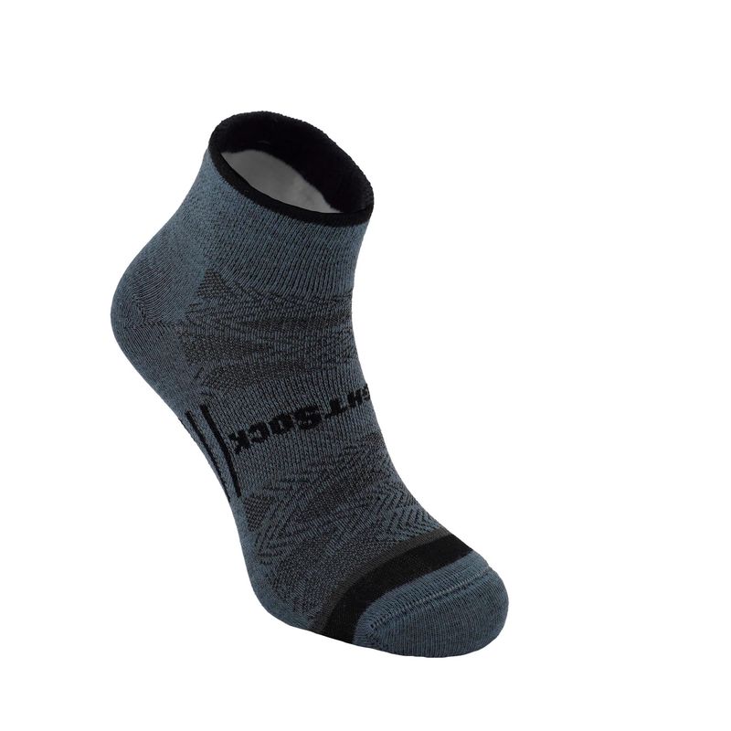 Wrightsock Coolmesh II Quarter socks in pebble grey