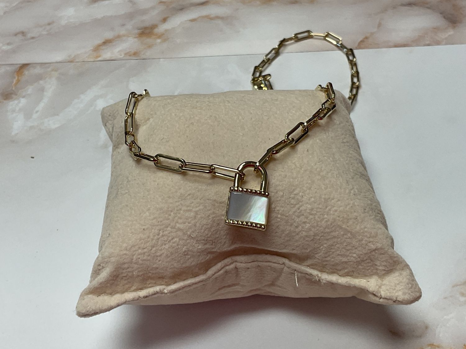 Paper clip white heart necklace