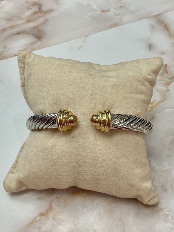Gold cable bracelet