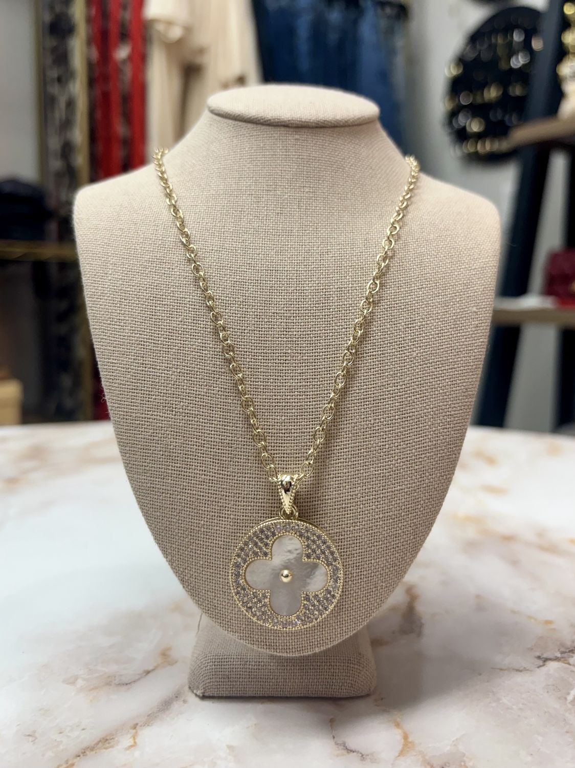 Large gold clover necklace