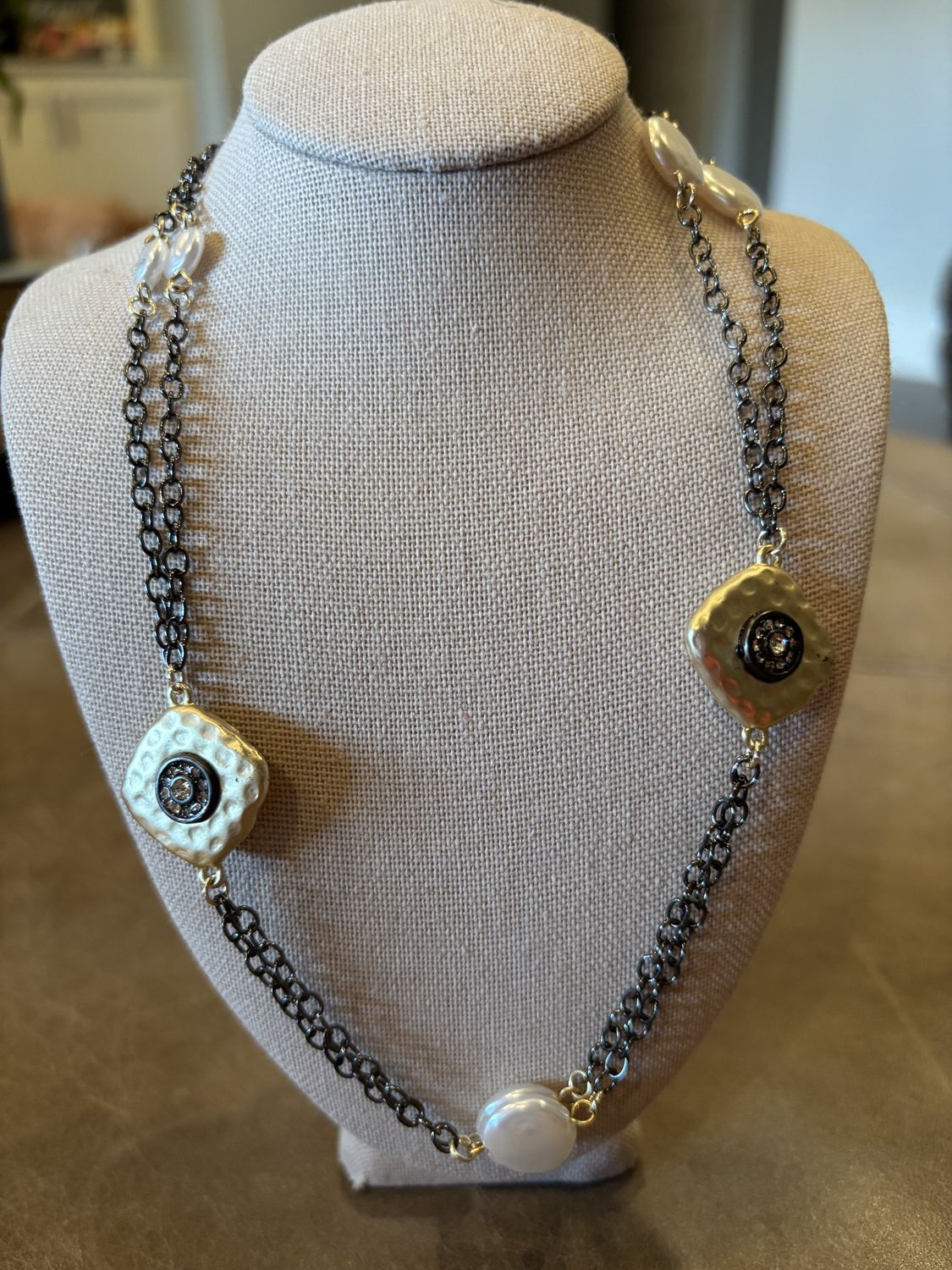 Black &amp; Gold w/ Pearl
