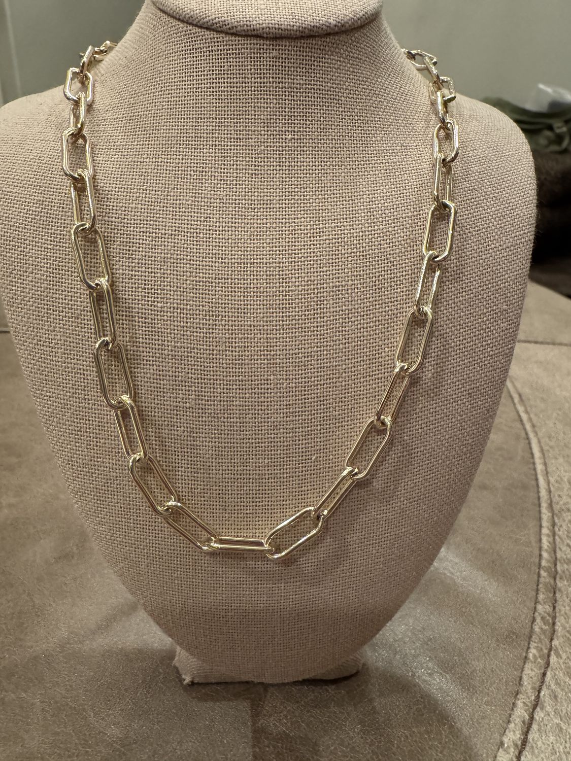 18” Thick Paperclip Necklace