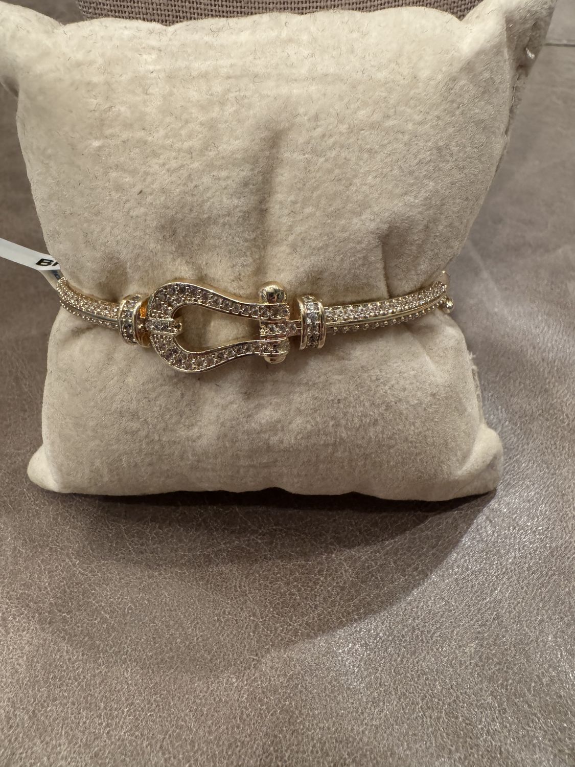 Buckle Bangle w/czs
