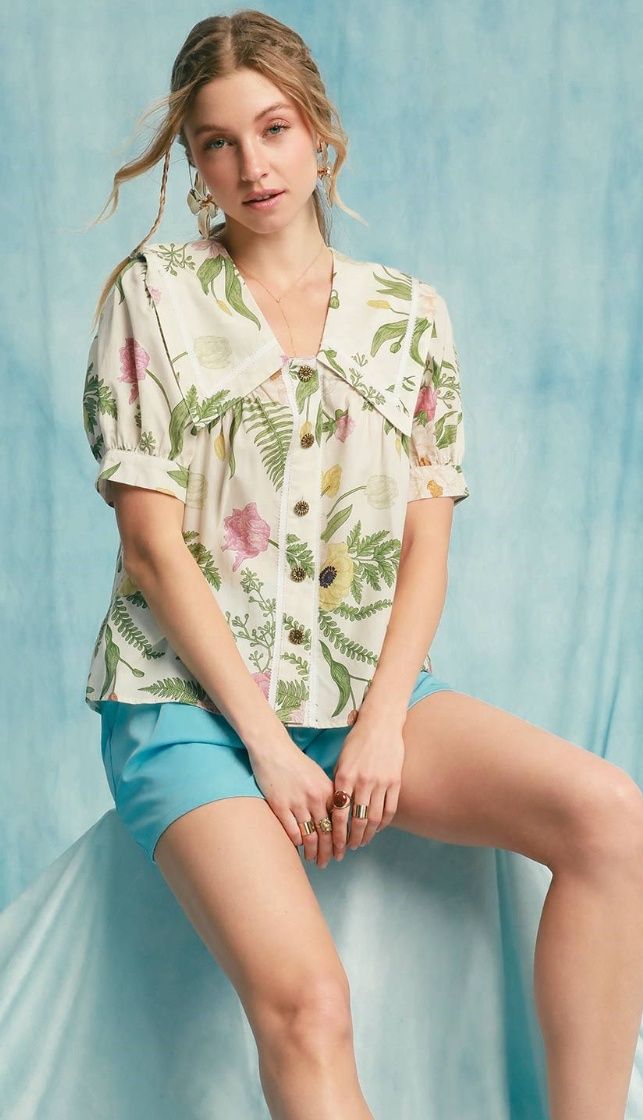Floral Button Blouse