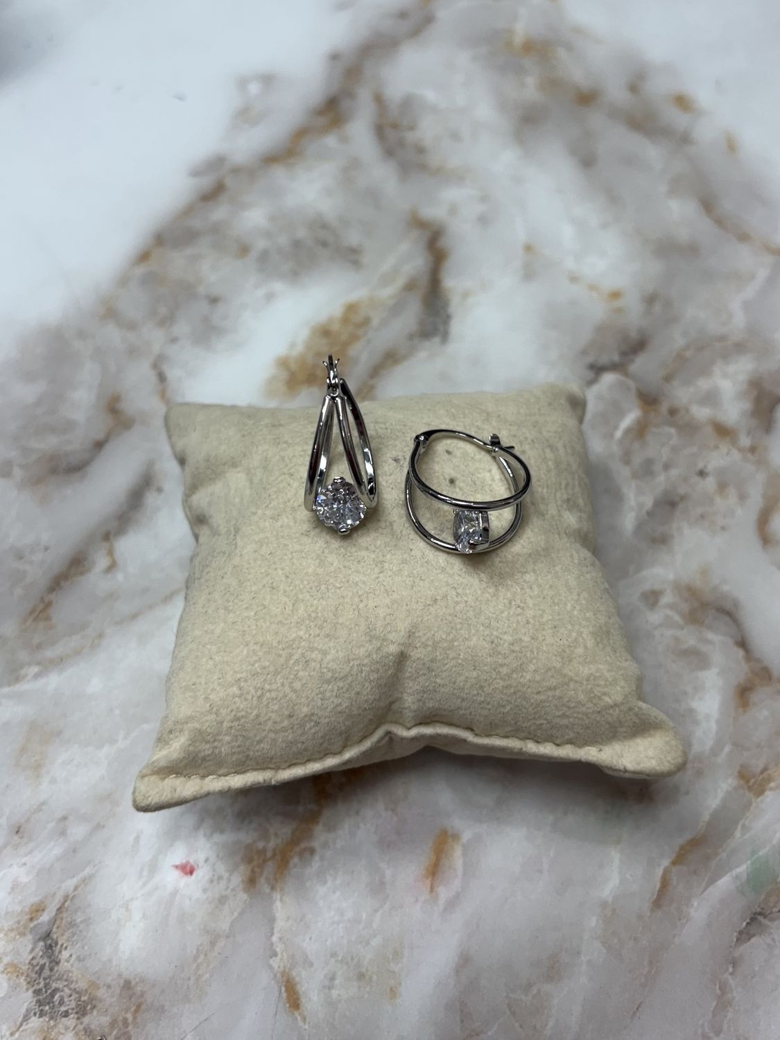 Single Diamond TearDrop Hoop. JE100
