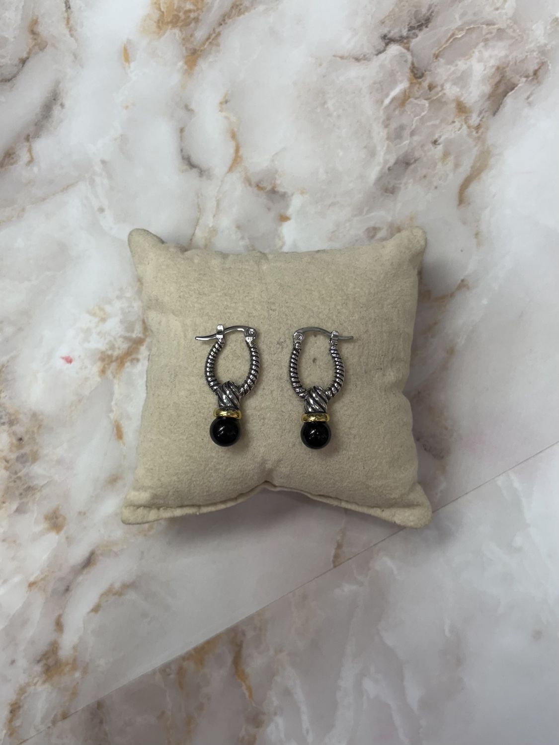 Two Tone Black Drop Hoops. JE378-TTO