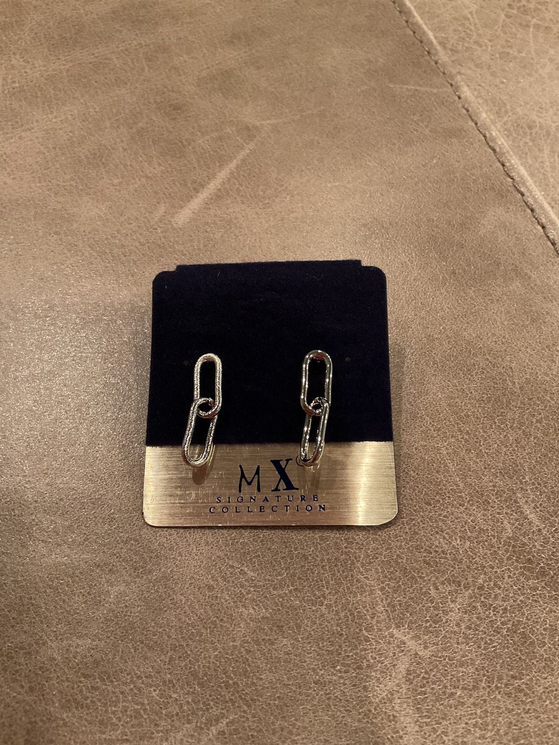 Paperclip Earrings  JE3819-SV