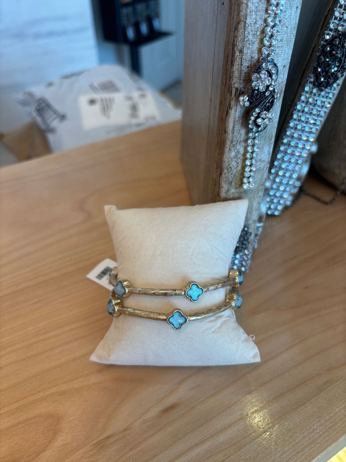 Gold Bamboo Clover Bangle Set, Color: Turquoise