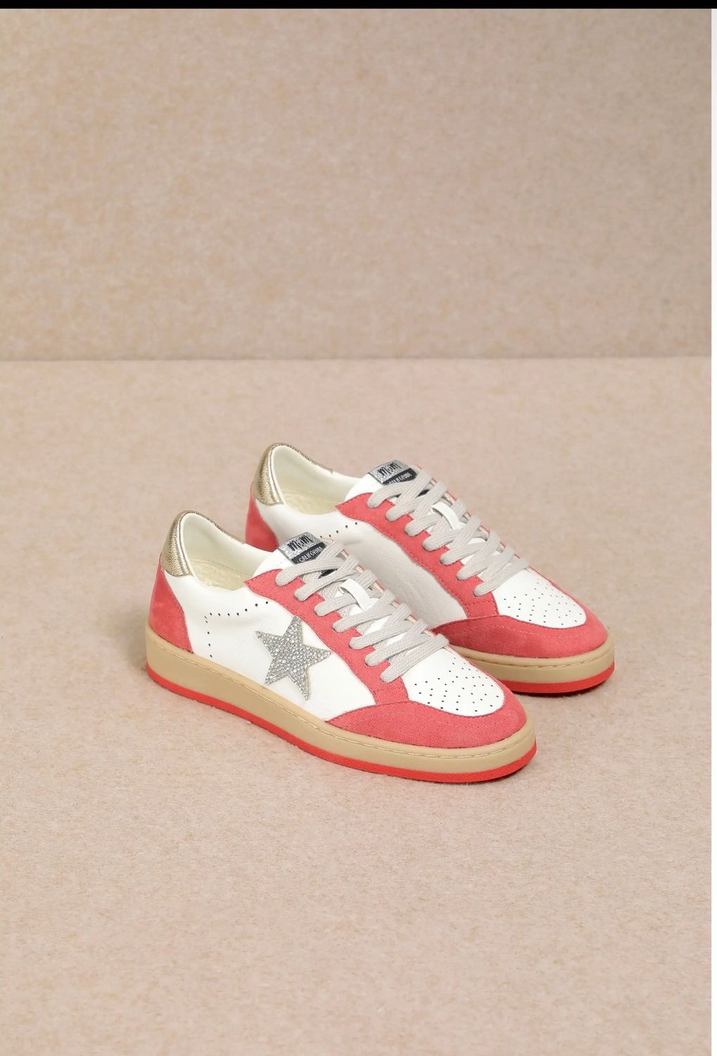 Avery Sneaker