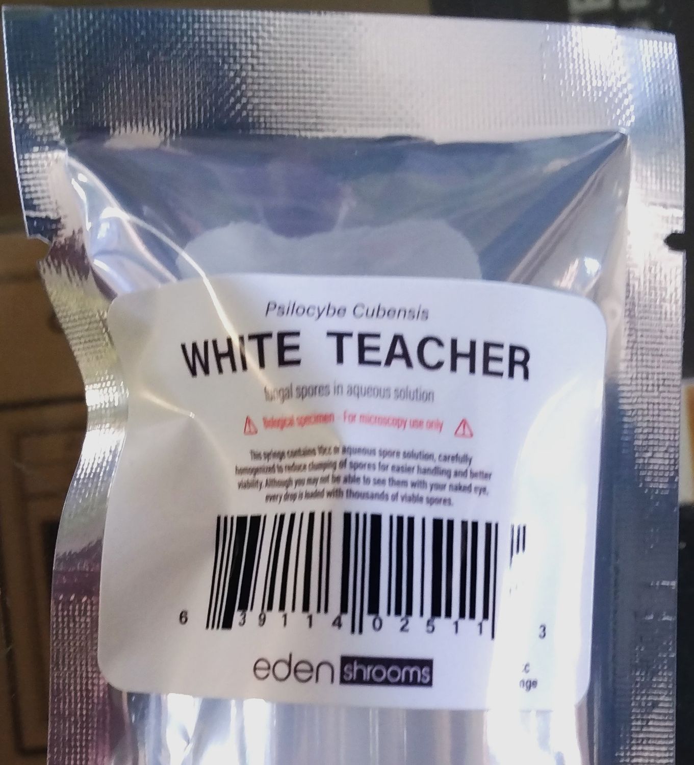 Eden Shrooms White Teacher Mushroom Spores (For Microscopy Only)