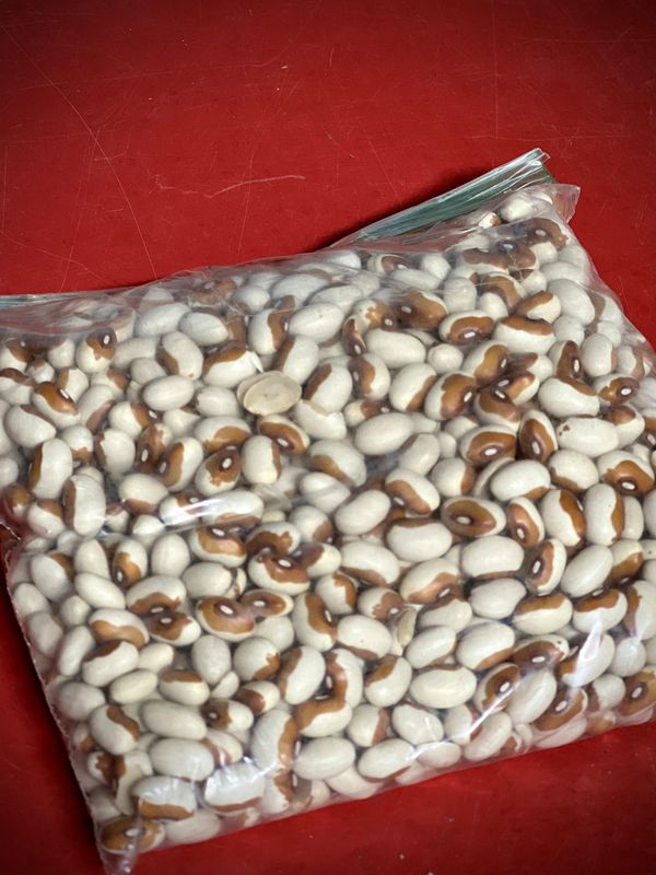 Dried Yellow Eyed Beans