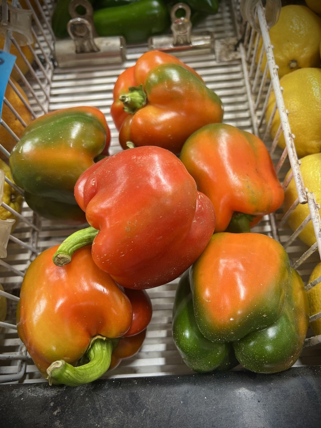 Bell Peppers, Amount: Per lb, Type: Green Bell Peppers