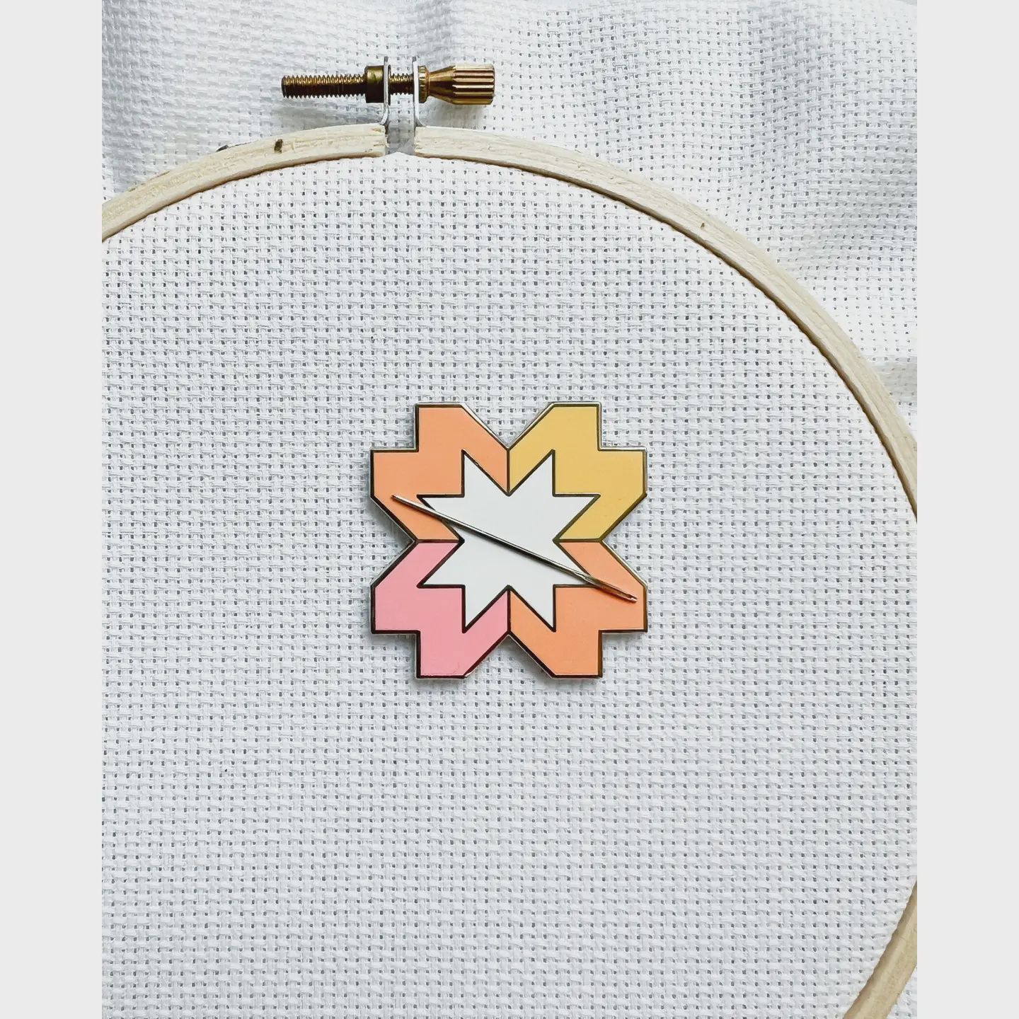 Starlight Orange Needle Minder