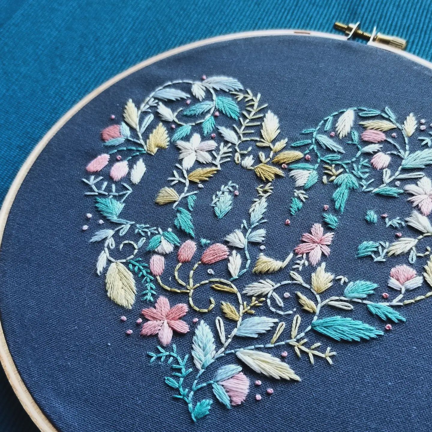 "Love" Hand Embroidery Kit