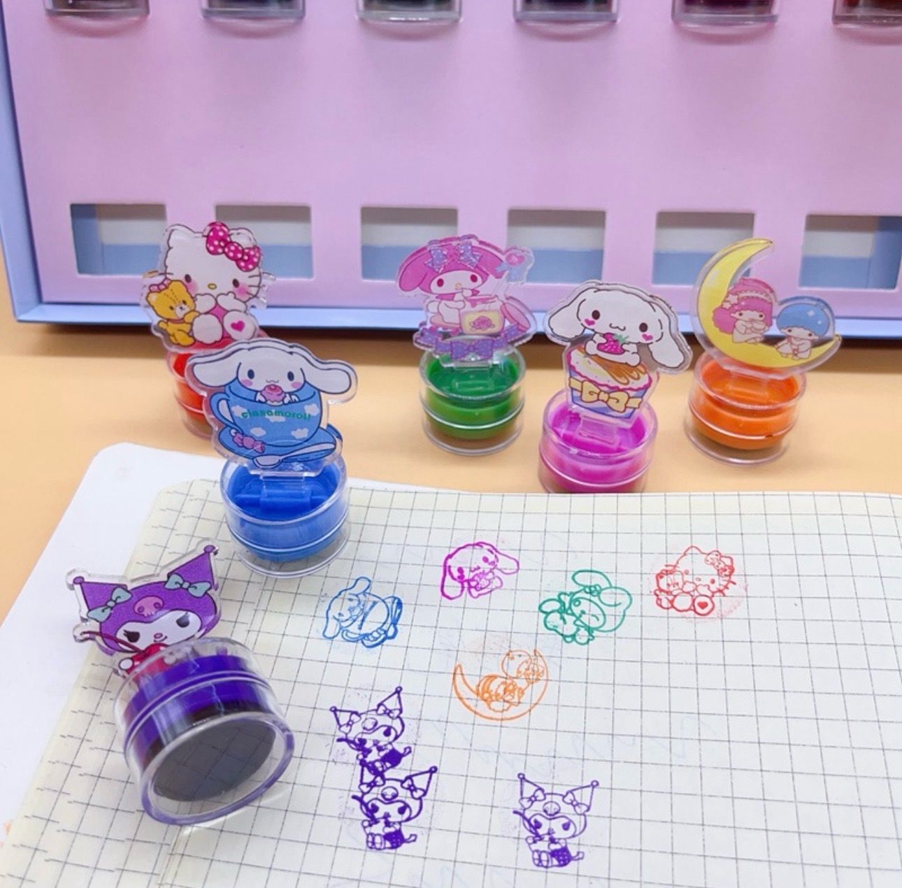Set de 6 timbres Sanrio