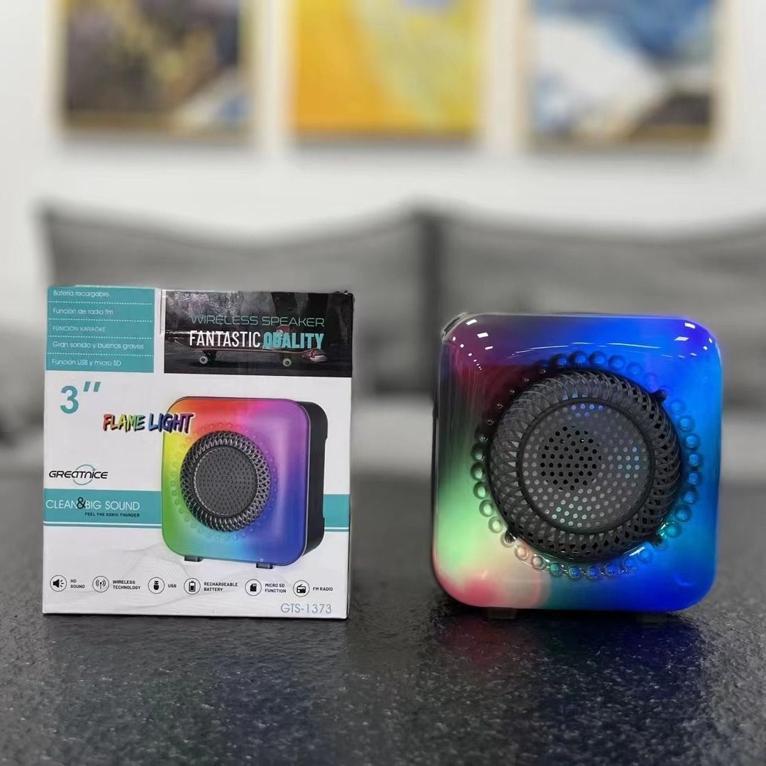PARLANTE RGB CUADRADO 3&#39;&#39;