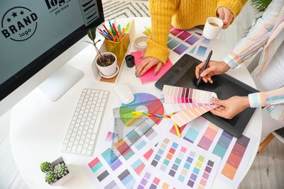 PROJEKTOWANIE GRAFICZNE