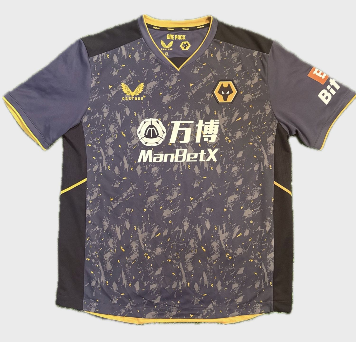 2021-2022 WOLVES AWAY SHIRT - (XL)