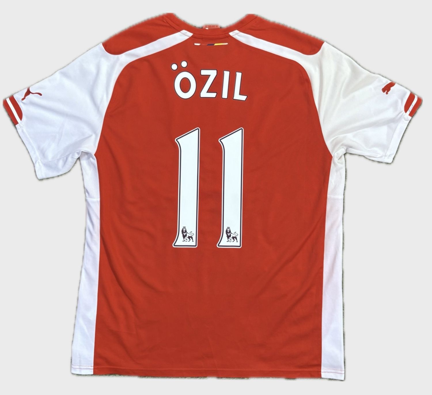 2014-2015 ARSENAL HOME SHIRT OZIL #11 - (L)
