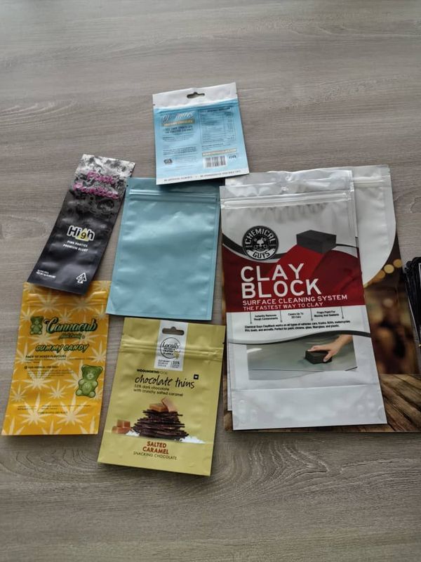 Custom Die-Cut 5"x8" Mylar Bags
