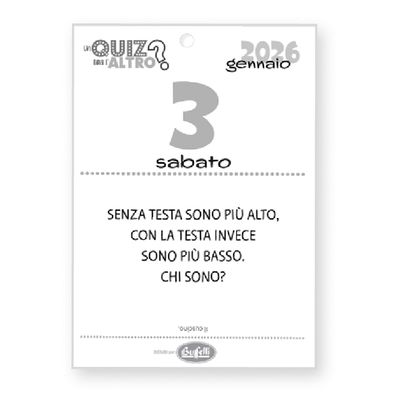 Calendario classico "Un quiz tira l'altro" con base in legno