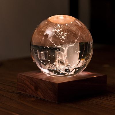 Lampada Amber in cristallo 3D con cervo