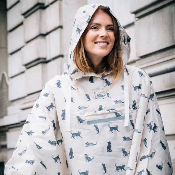 Poncho Smati chat noir