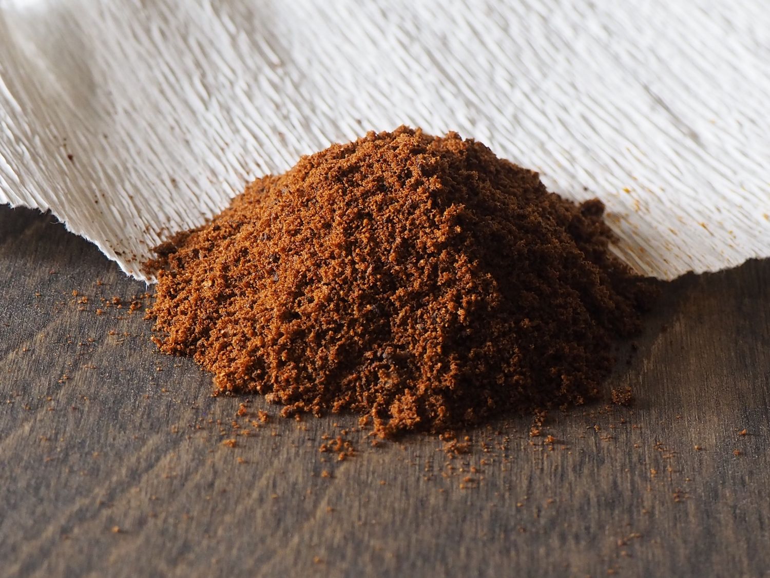 Cloves Ground