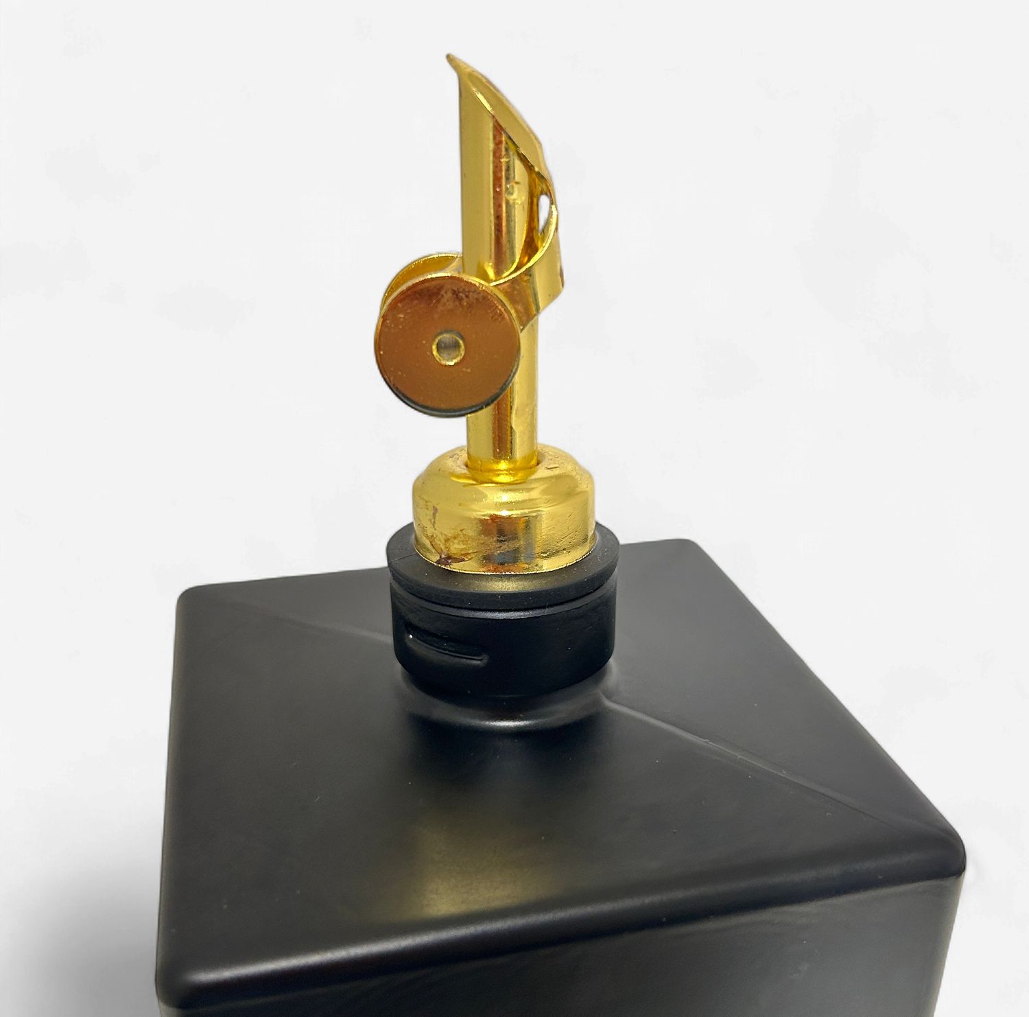 Spout for Bottles (gold colour)