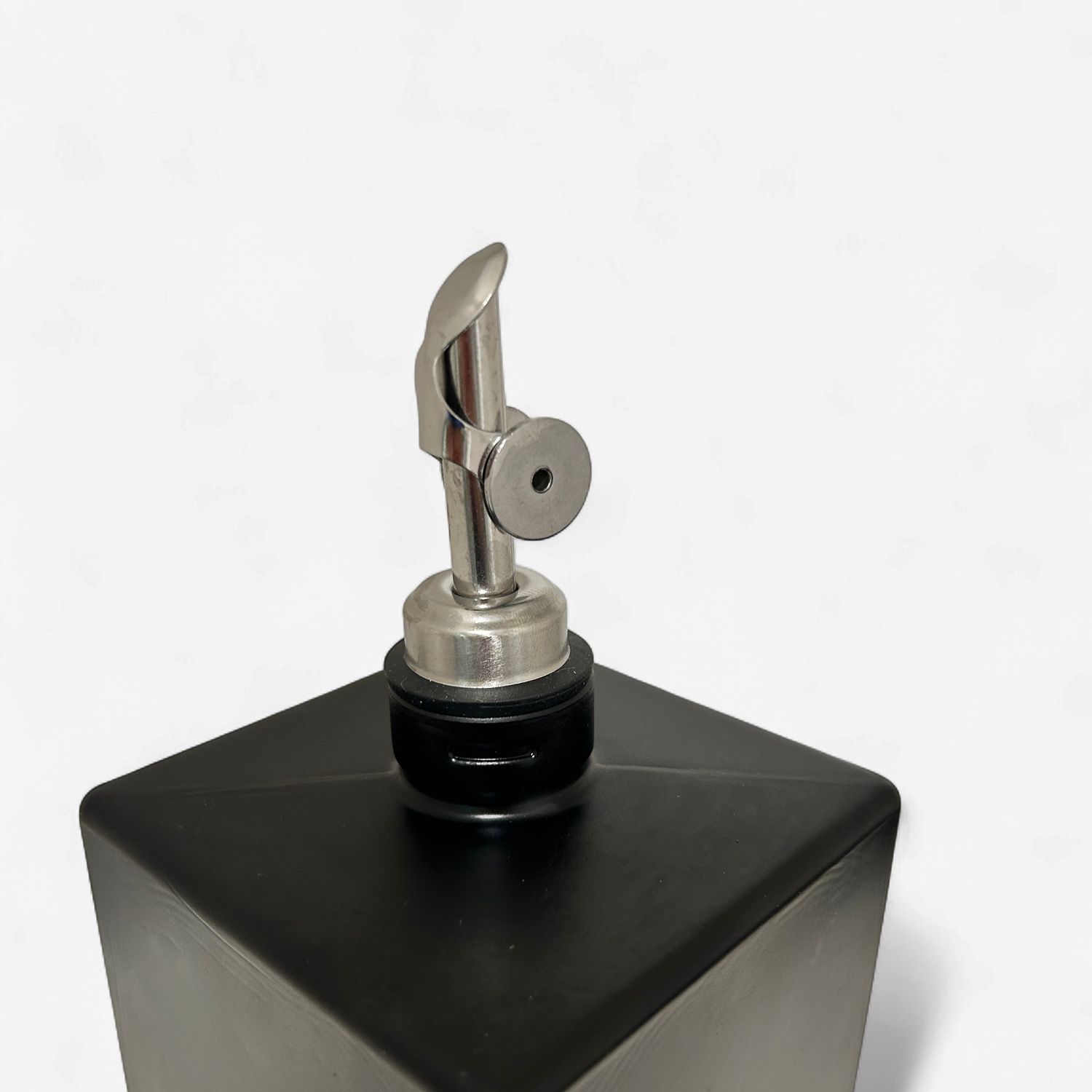 Spout for Bottles (silver colour)