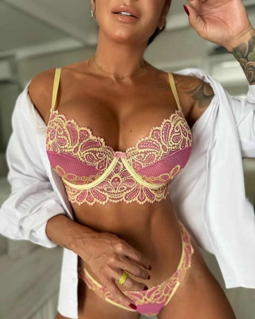 Cecilia Sun Kisses Lingerie