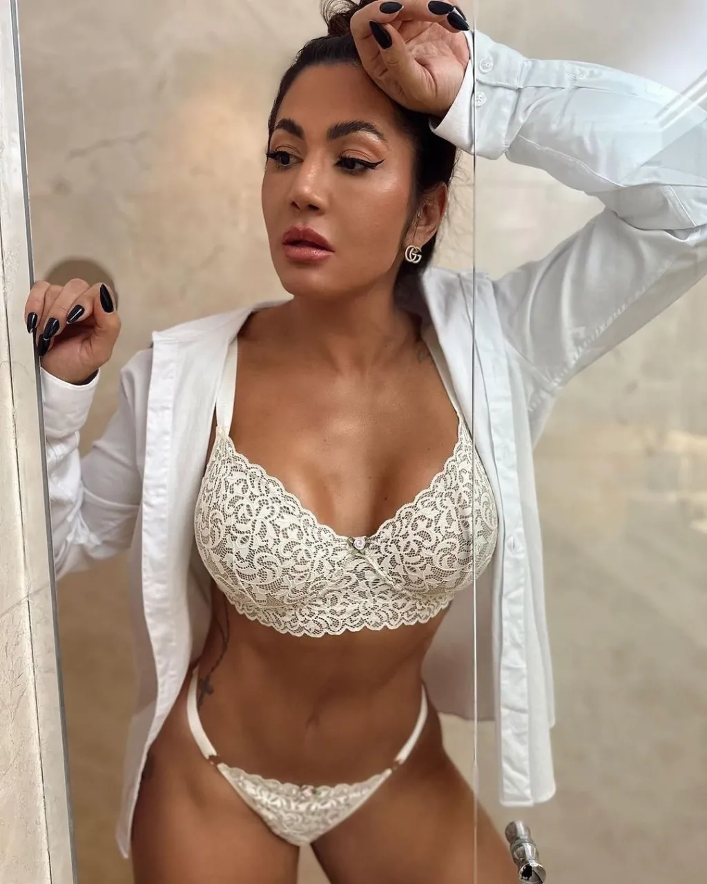 Dani Ivory Lingerie