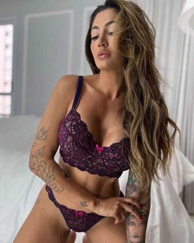Dani Sideral Lingerie
