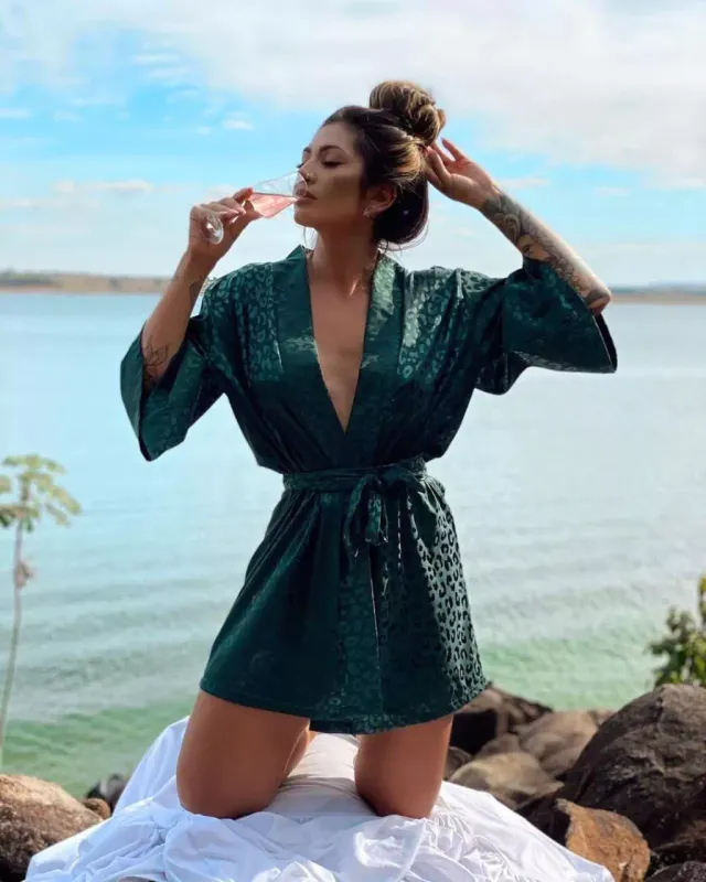 Ágata Robe